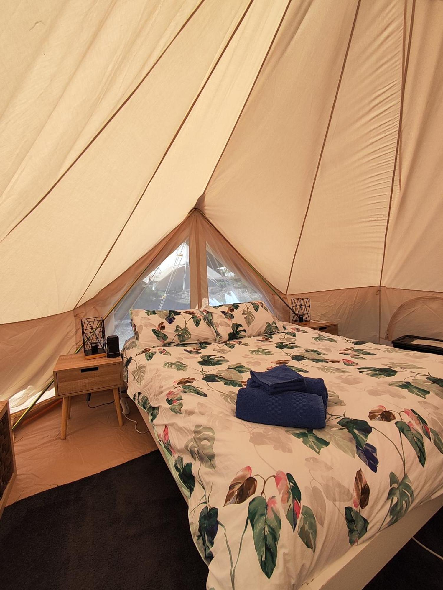 Glamping At Zeehan Bush Camp Dış mekan fotoğraf